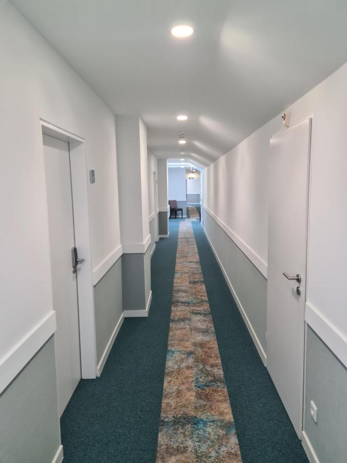 Stadthotel Engel Еттлінген Екстер'єр фото