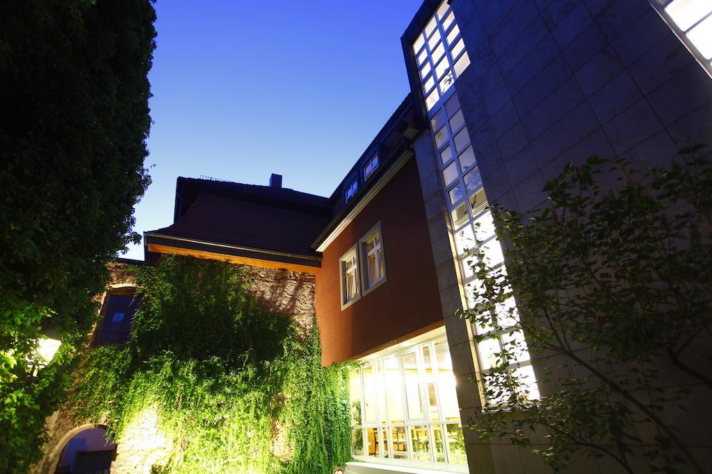 Stadthotel Engel Еттлінген Екстер'єр фото